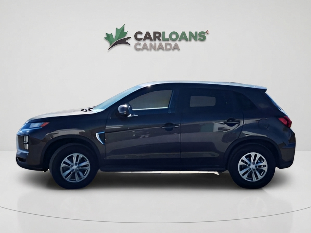 2023 Mitsubishi RVR — photo 7 of 12