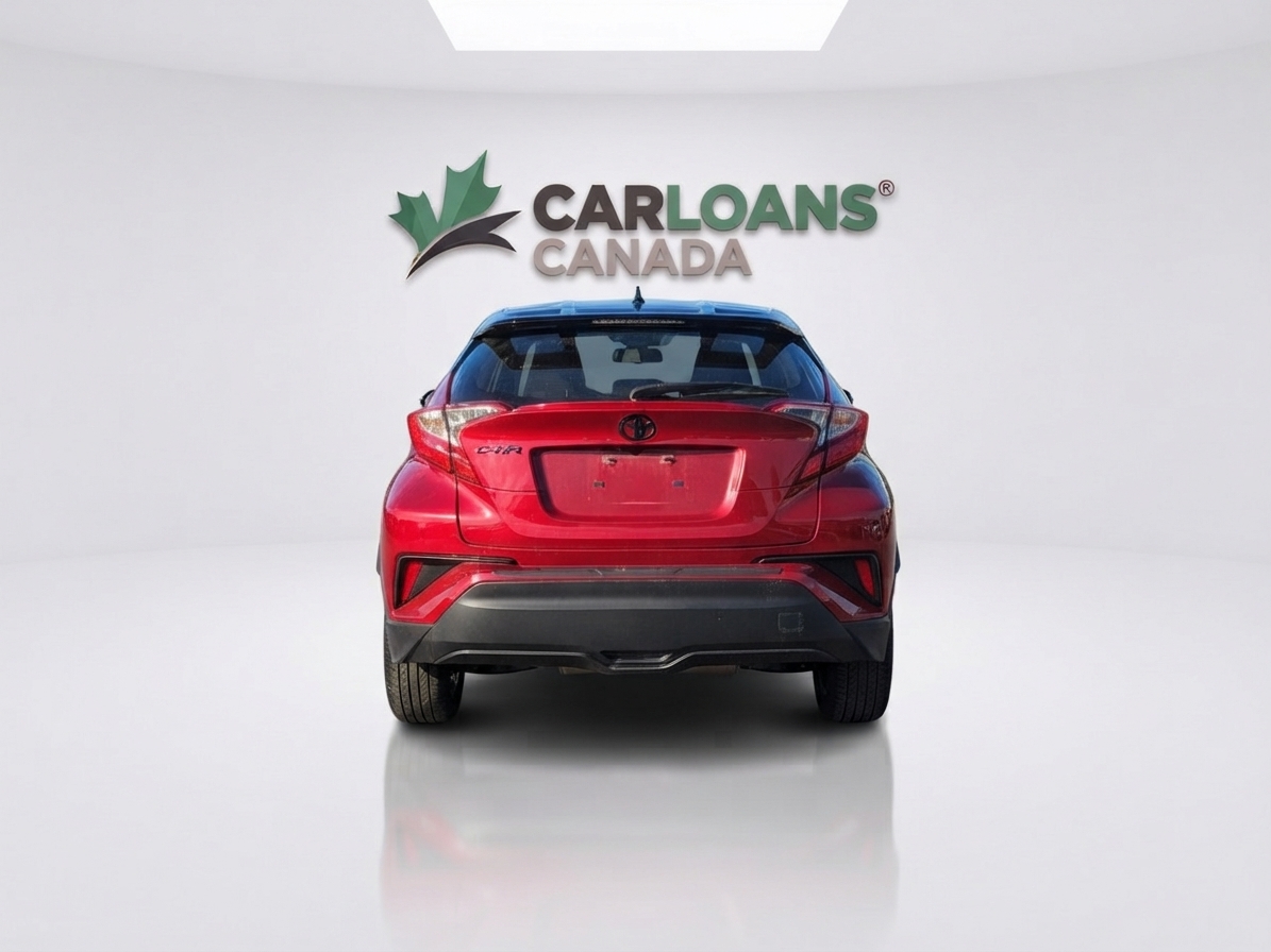 2021 Toyota C-HR — photo 6 of 22