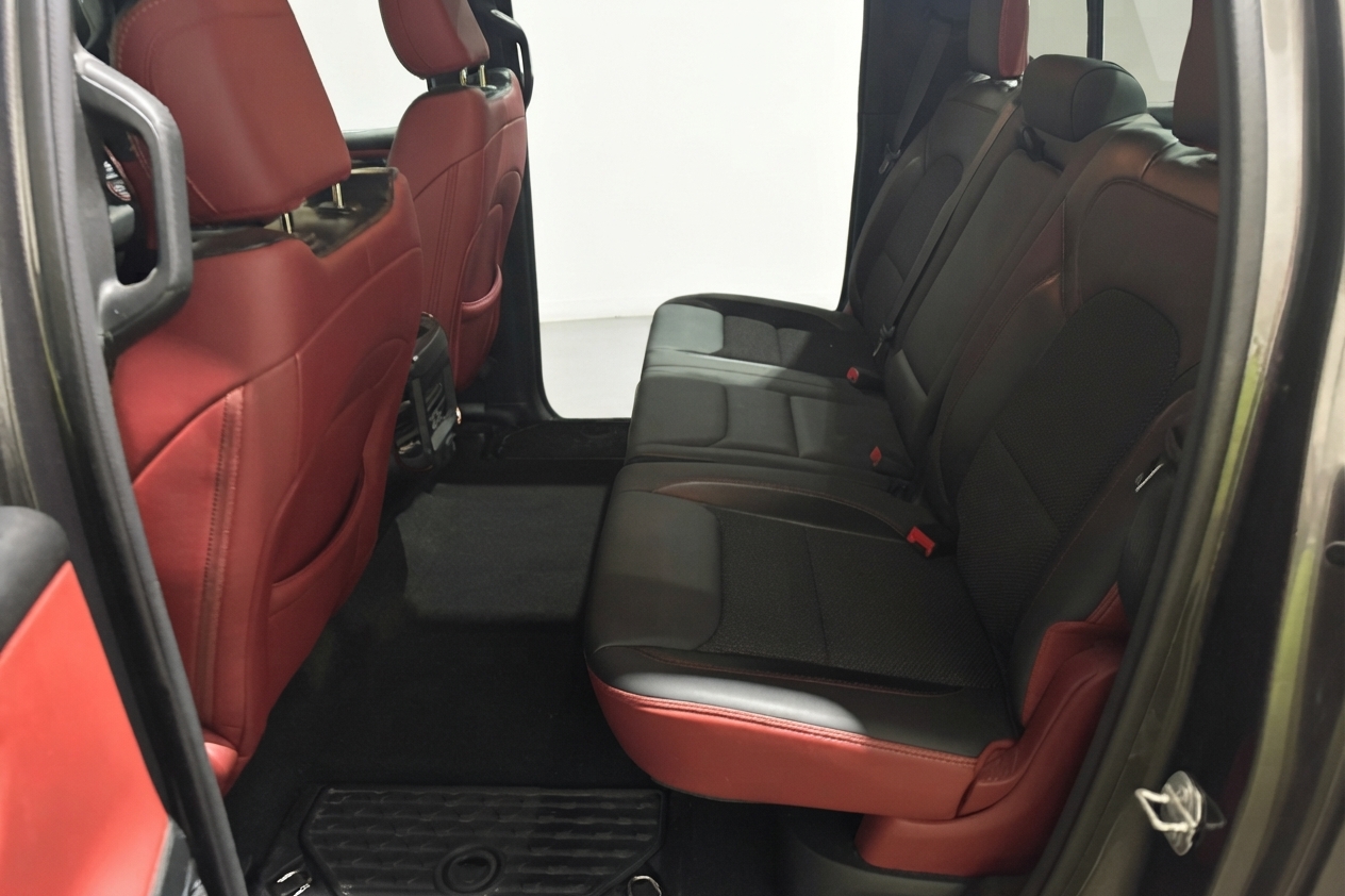 2022 Ram 1500 — photo 10 of 25