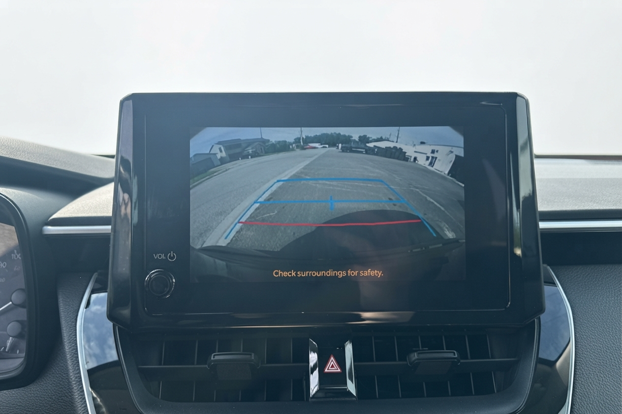 2023 Toyota Corolla Sedan — photo 23 of 31