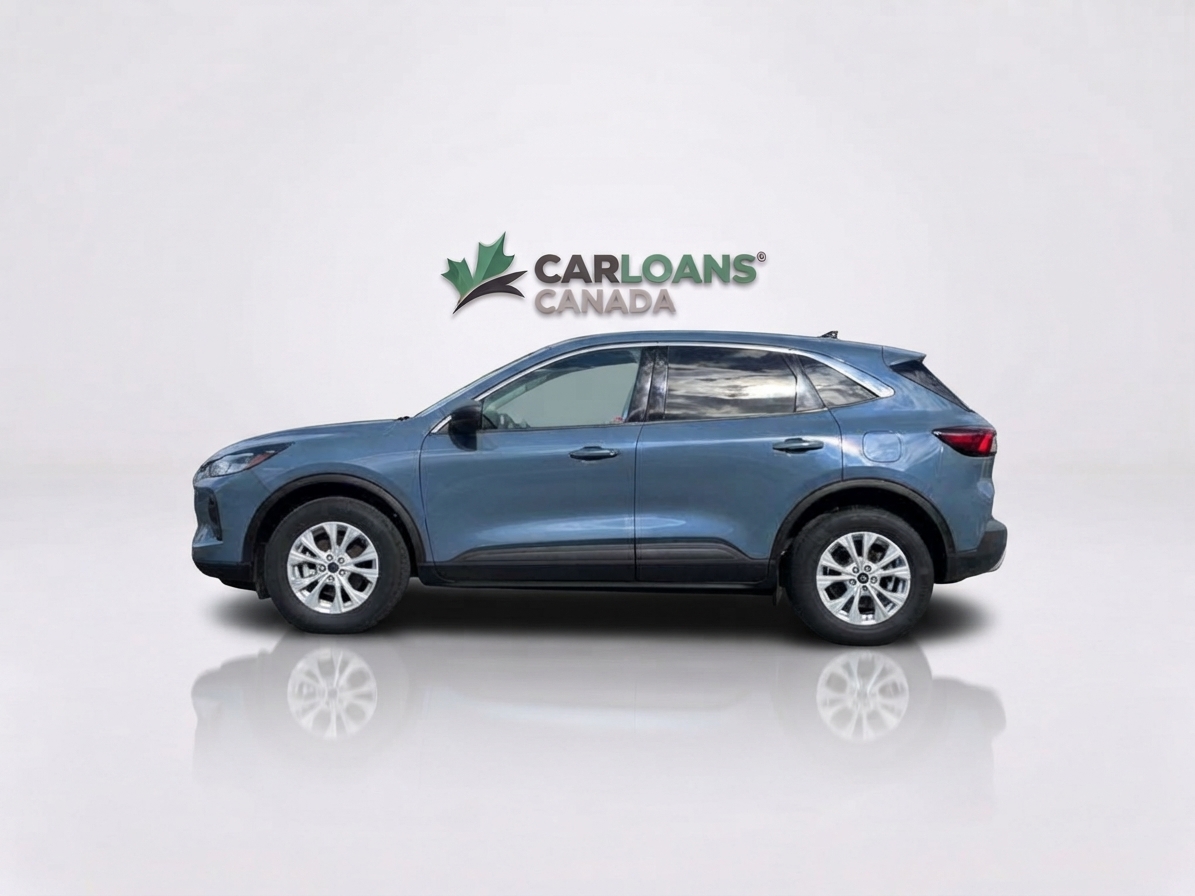 2023 Ford Escape — photo 3 of 5