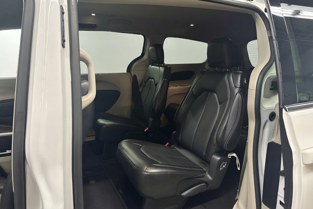 2024 Chrysler Pacifica — photo 12 de 34