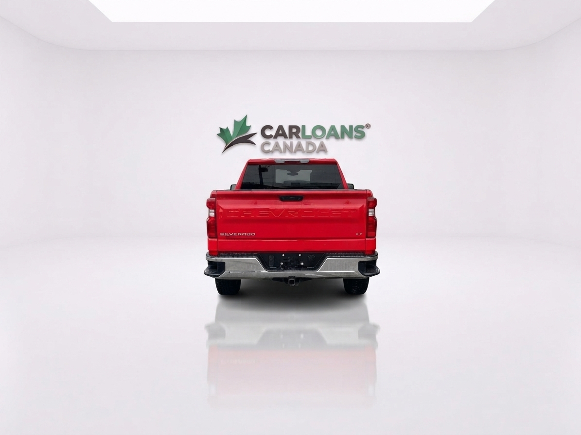2025 Chevrolet Silverado 1500 — photo 2 of 34