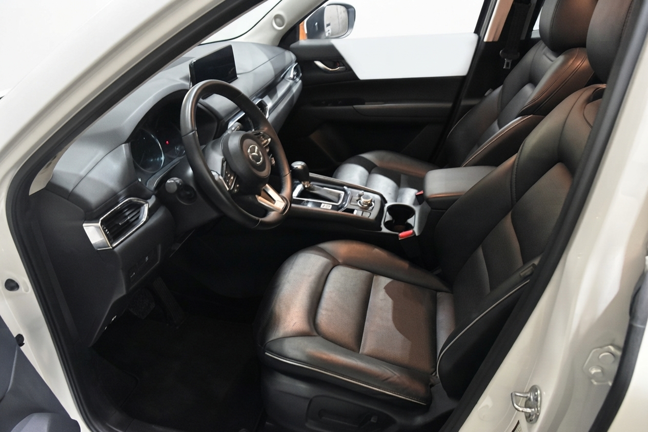 2025 Mazda CX-5 — photo 11 de 28