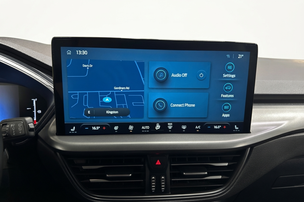 2025 Ford Escape Plug-in Hybrid — photo 18 of 28