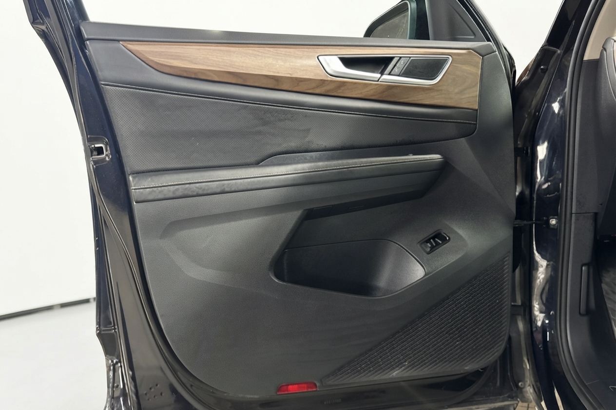 2024 Volkswagen Atlas — photo 20 of 36
