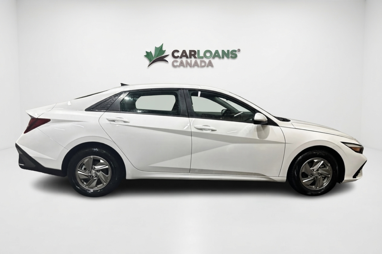 2026 Hyundai Elantra — photo 5 of 32