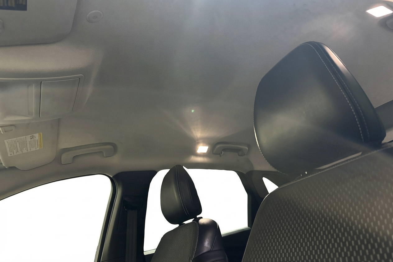 2025 Ford Escape Plug-in Hybrid — photo 22 of 35