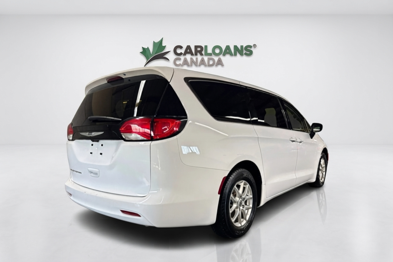 2024 Chrysler Grand Caravan — photo 5 of 34