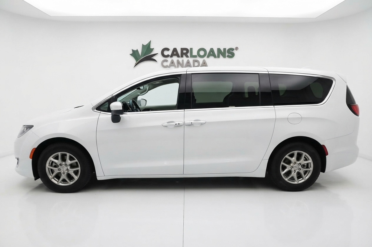 2024 Chrysler Grand Caravan — photo 8 of 27