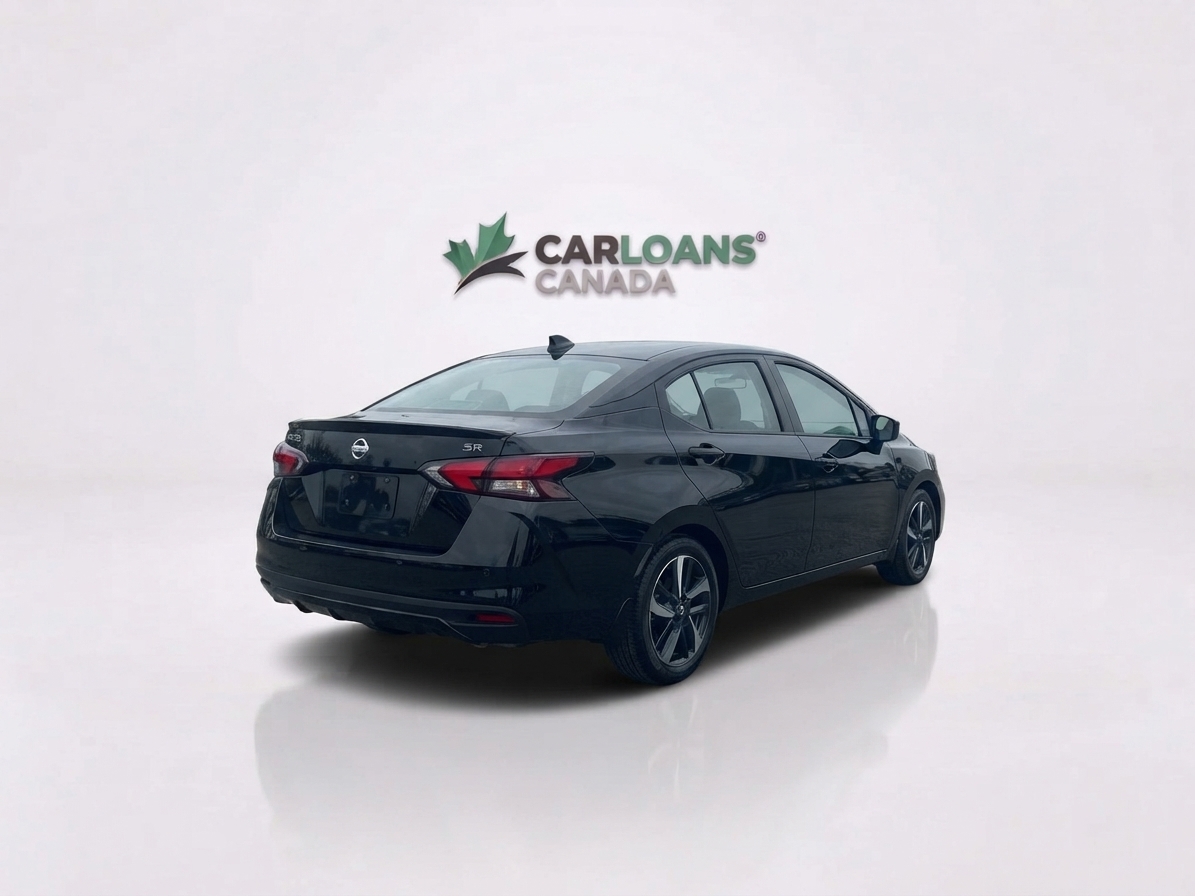 2023 Nissan Versa — photo 6 of 34