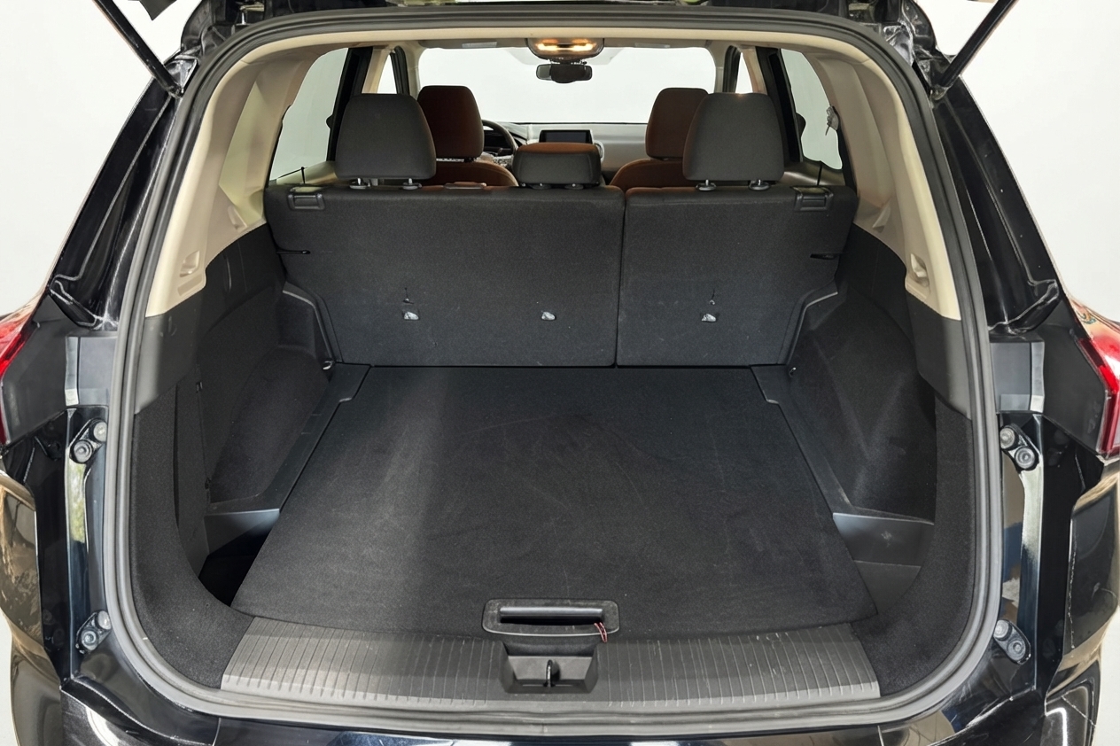 2025 Nissan Rogue — photo 10 of 33