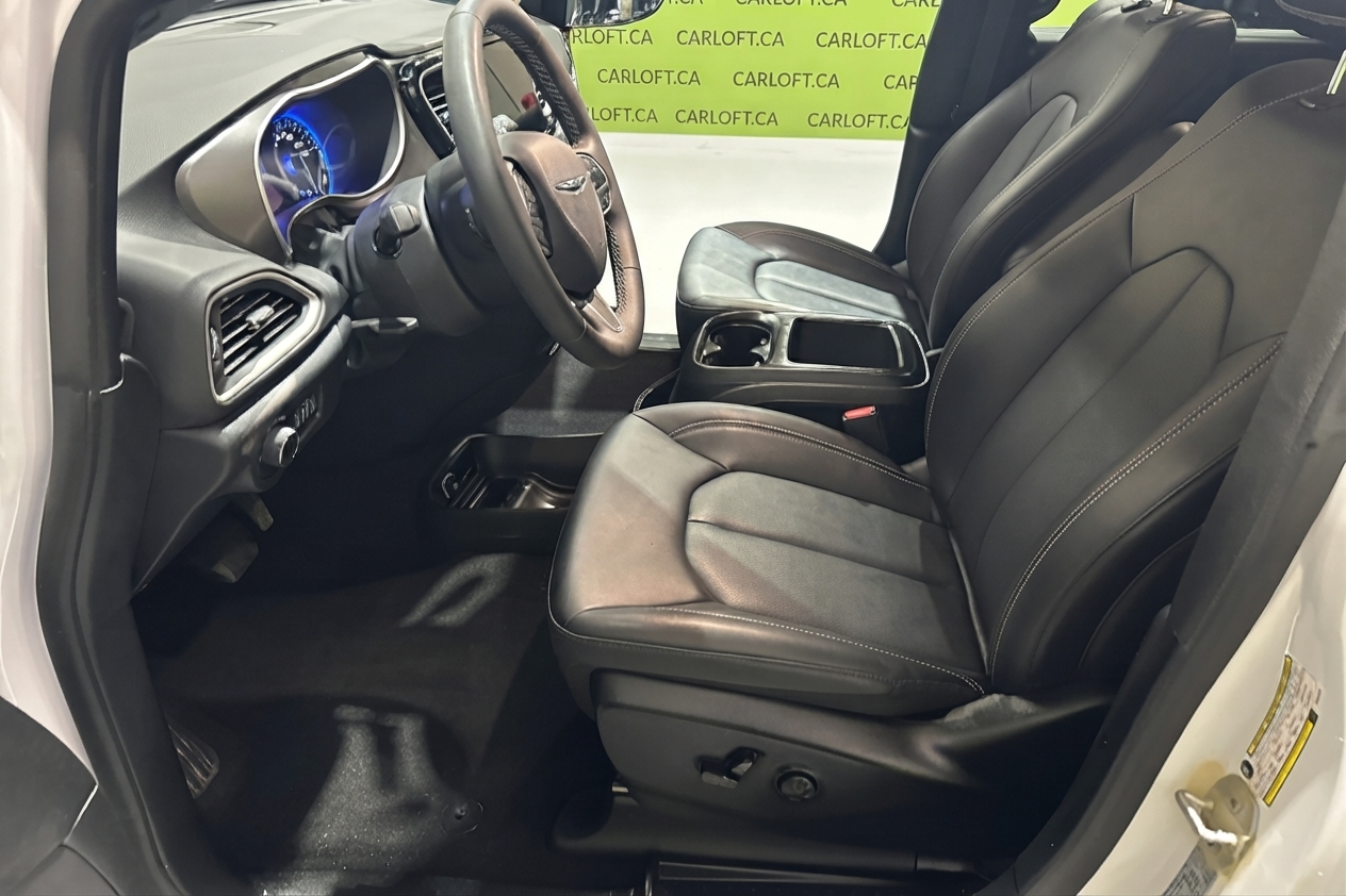 2026 Chrysler Grand Caravan — photo 11 of 28