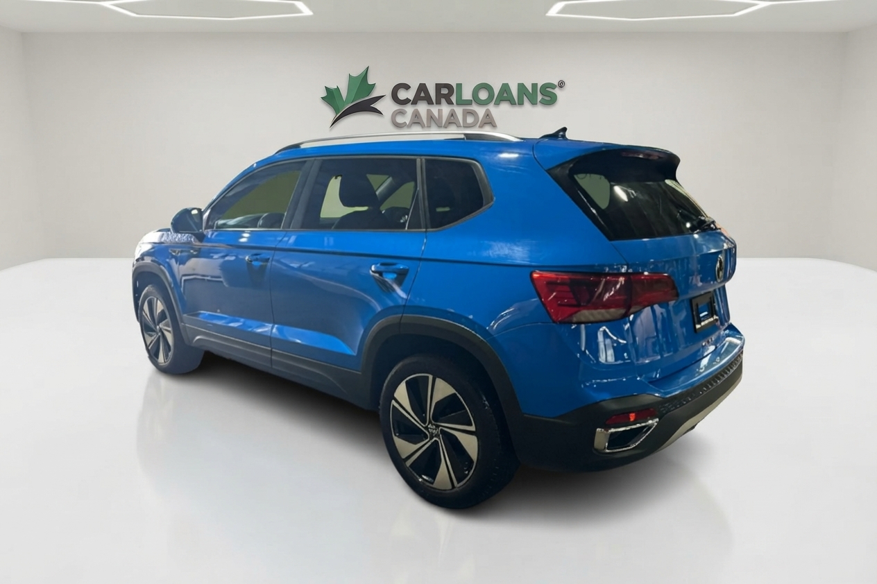 2024 Volkswagen Taos — photo 7 of 34