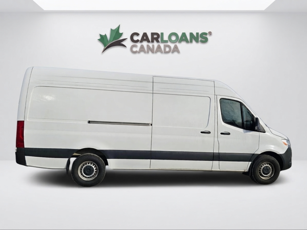 2025 Mercedes-Benz Sprinter Cargo Van — photo 4 of 18