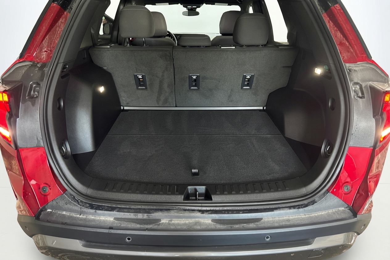 2025 GMC Terrain — photo 9 of 34