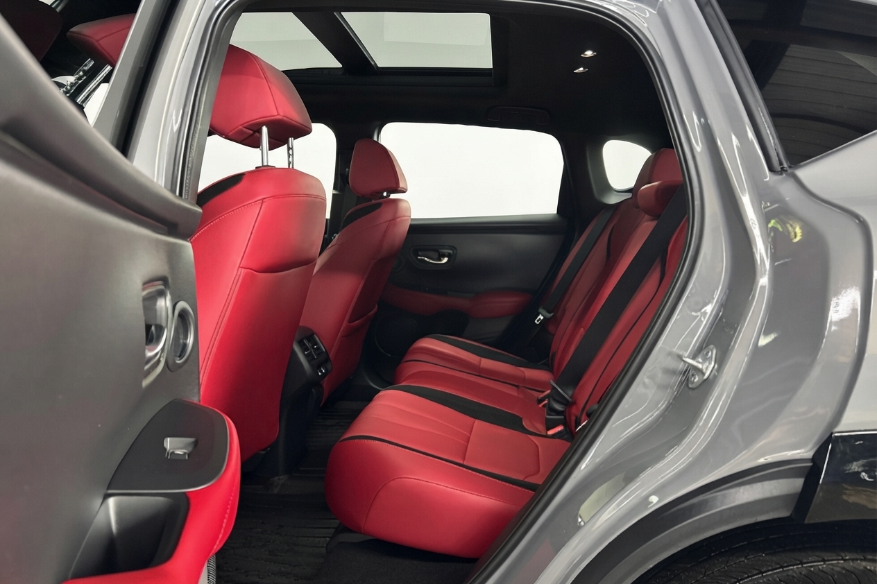 2025 Acura Adx — photo 12 of 35