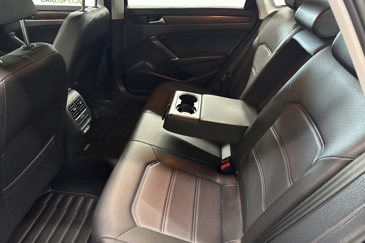 2022 Volkswagen Passat — photo 12 de 33