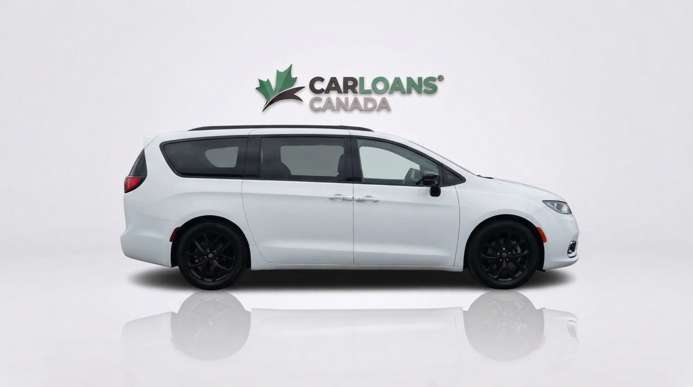 2025 Chrysler Pacifica — photo 7 of 34