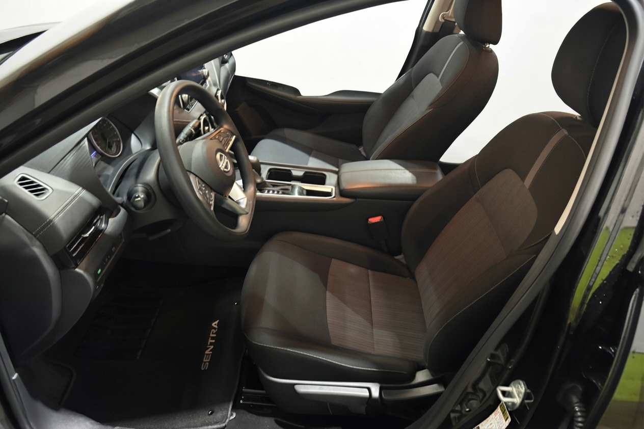2025 Nissan Sentra — photo 11 de 27