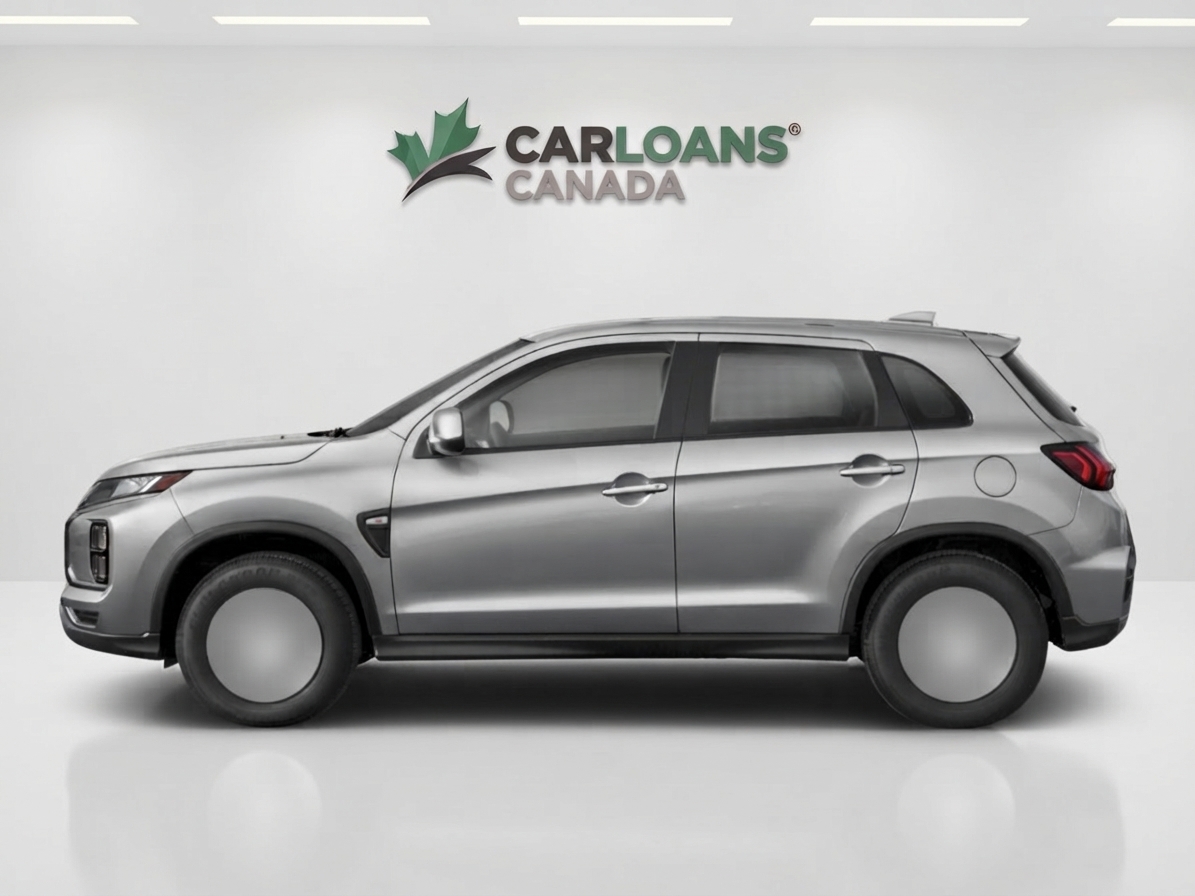 2023 Mitsubishi RVR — photo 3 of 15