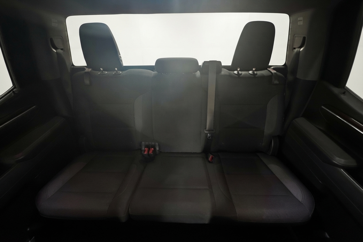 2025 Chevrolet Silverado 1500 — photo 22 of 35