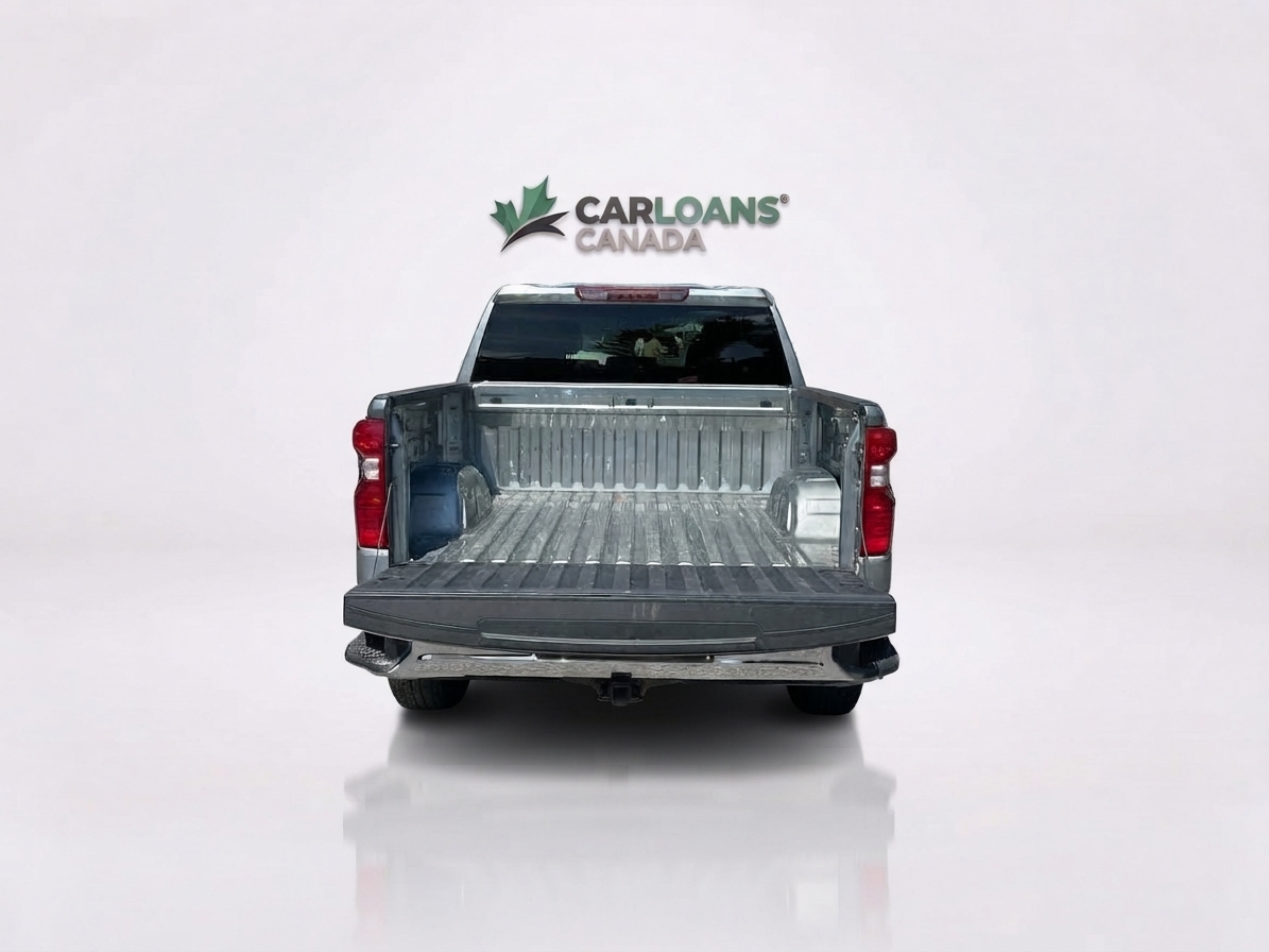 2025 Chevrolet Silverado 1500 — photo 9 of 34