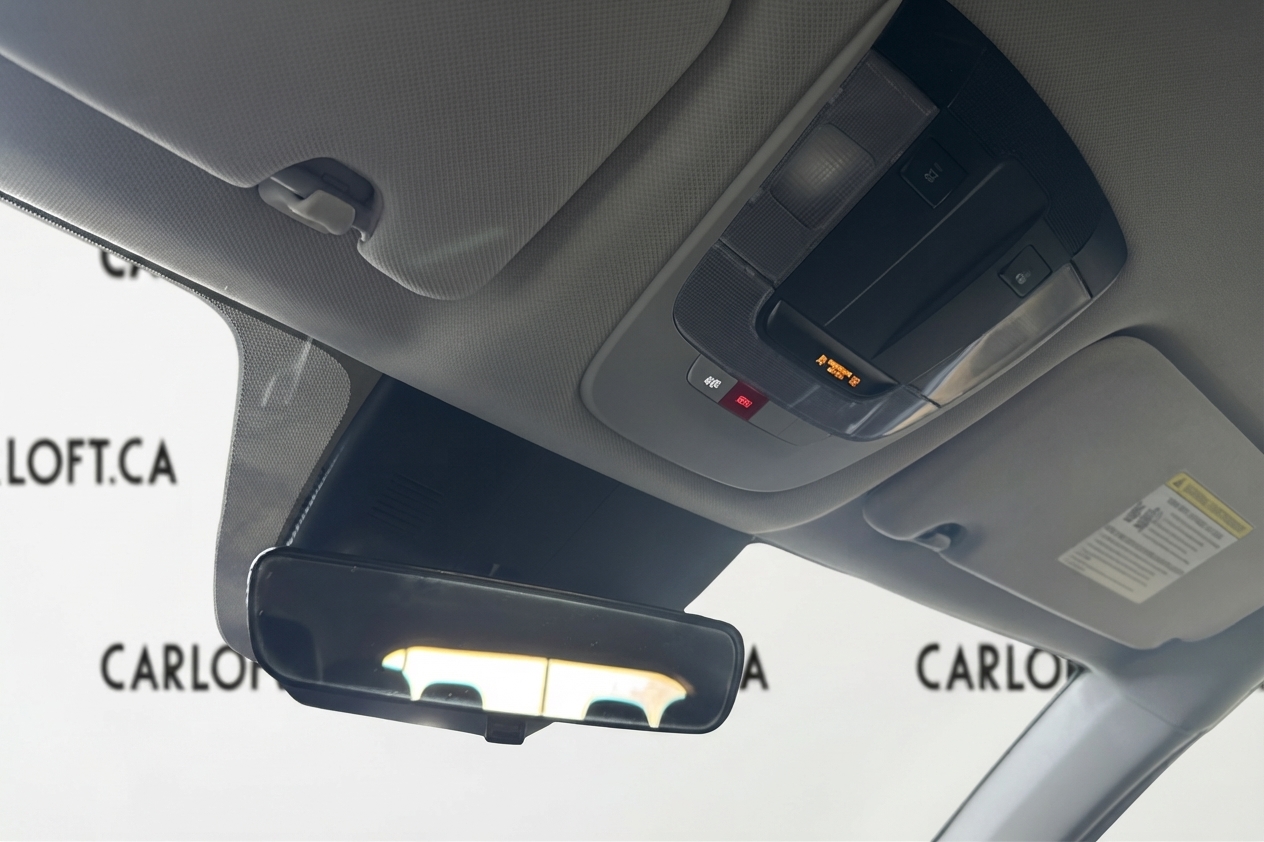 2025 Kia Sorento — photo 16 of 33