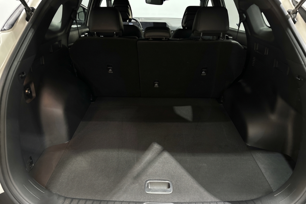 2026 Kia Sportage — photo 10 of 33