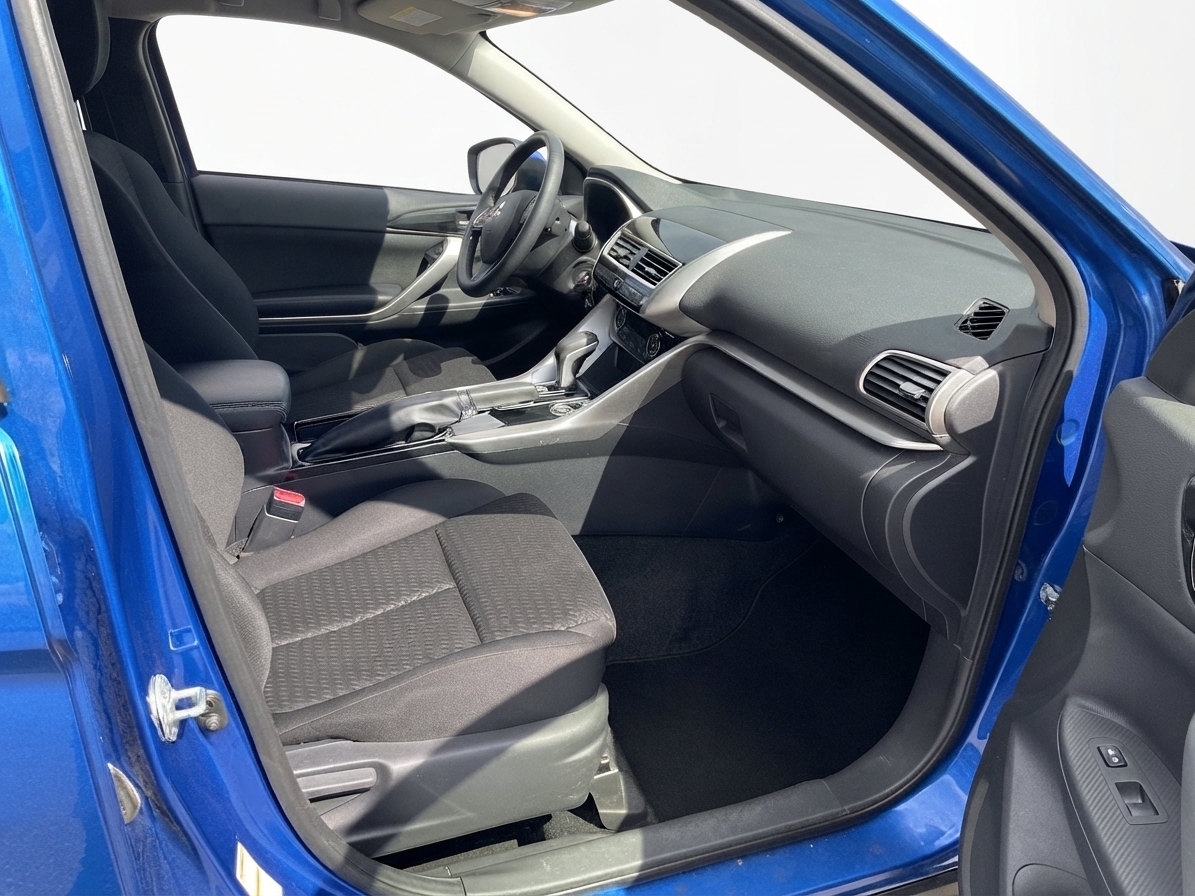 2019 Mitsubishi Eclipse Cross — photo 20 of 34