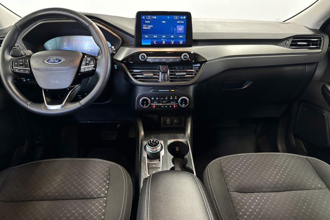 2025 Ford Escape — photo 23 of 33