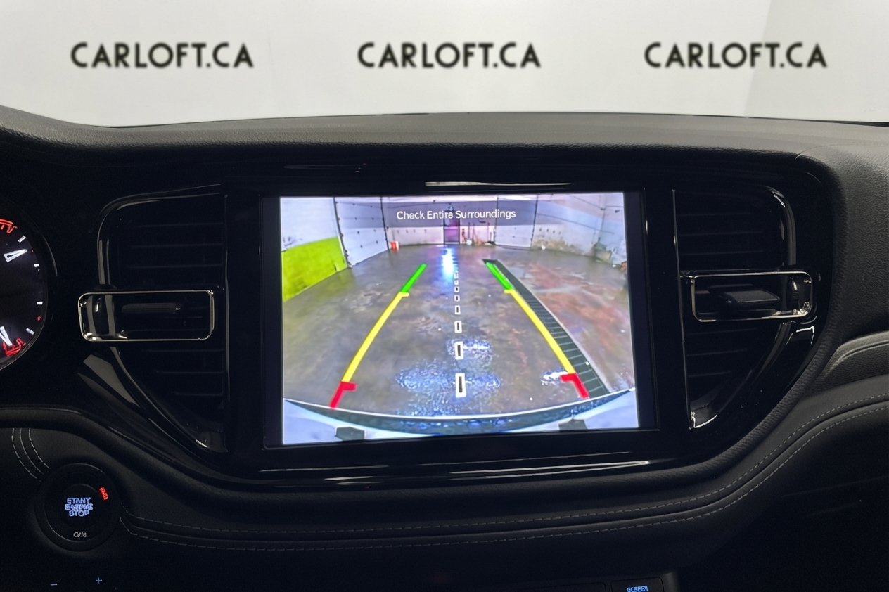 2022 Dodge Durango — photo 19 of 26