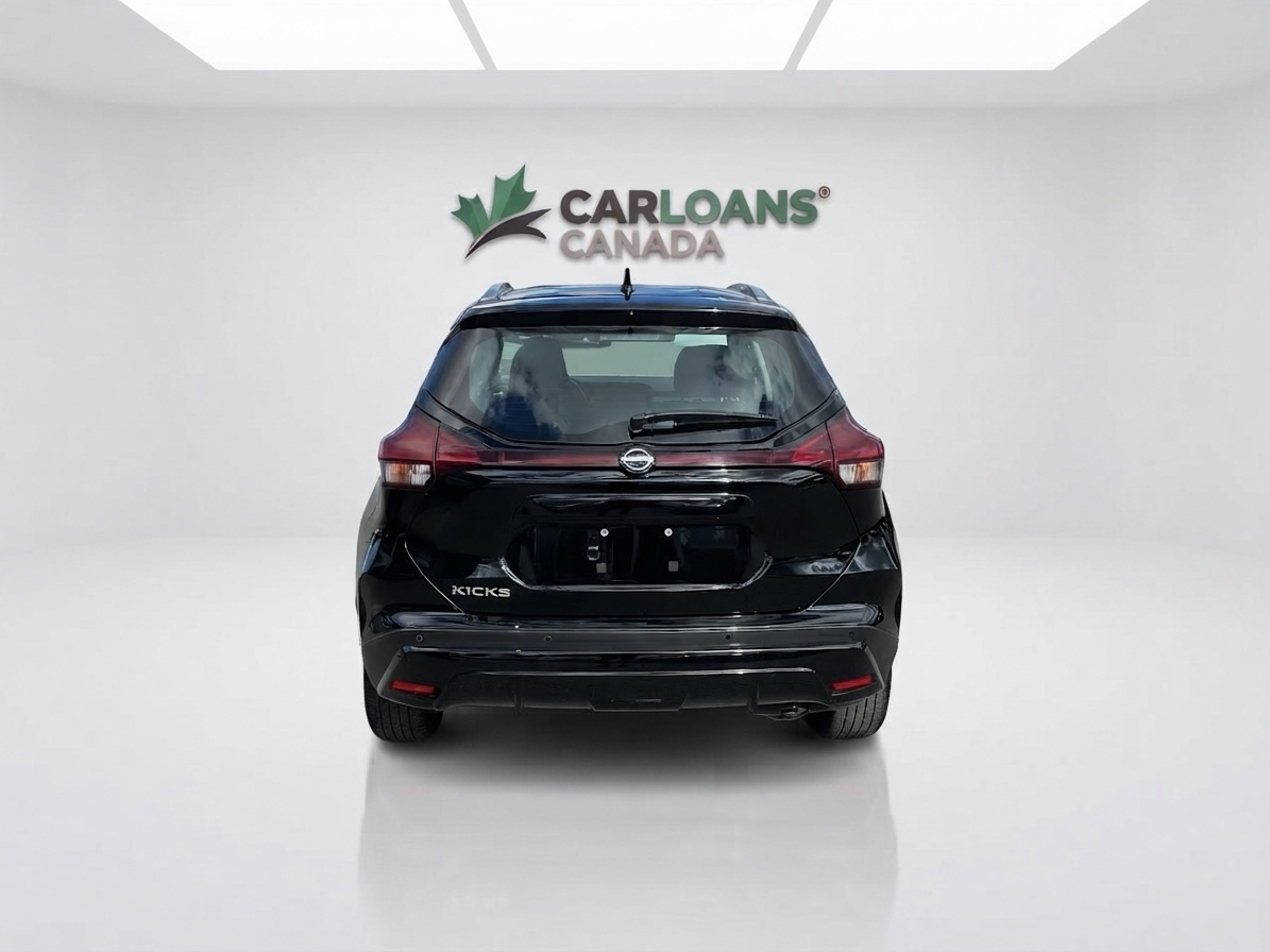 2025 Nissan Kicks Play — photo 5 of 34