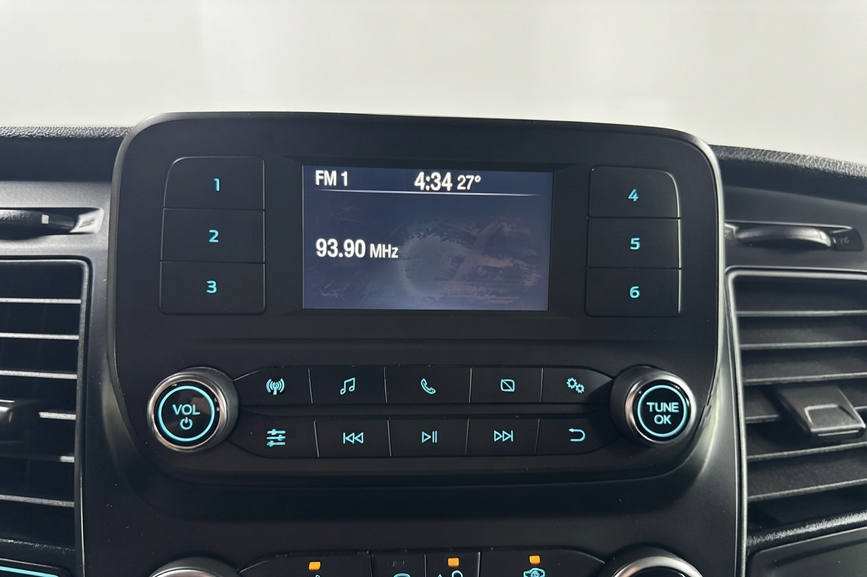 2025 Ford Transit Cargo Van — photo 16 of 29