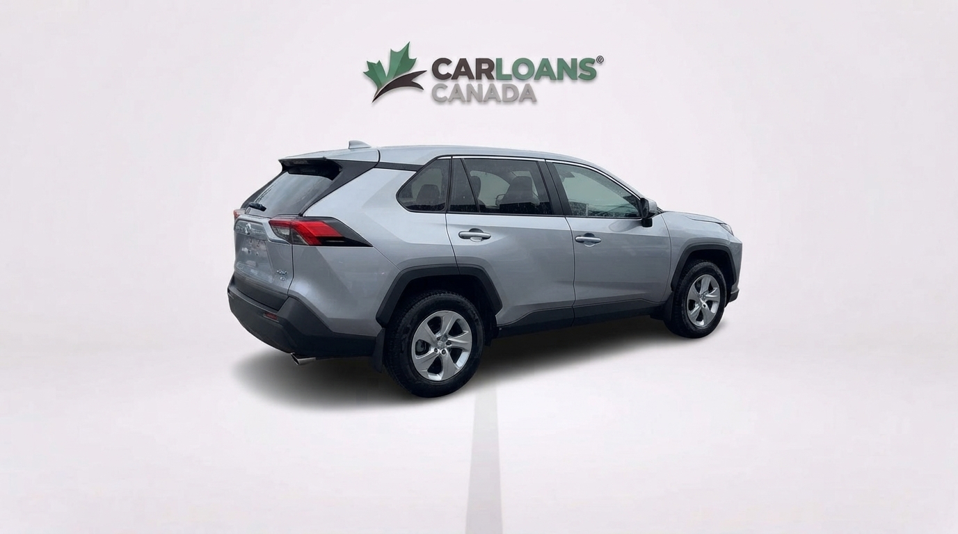 2025 Toyota RAV4 — photo 11 of 47