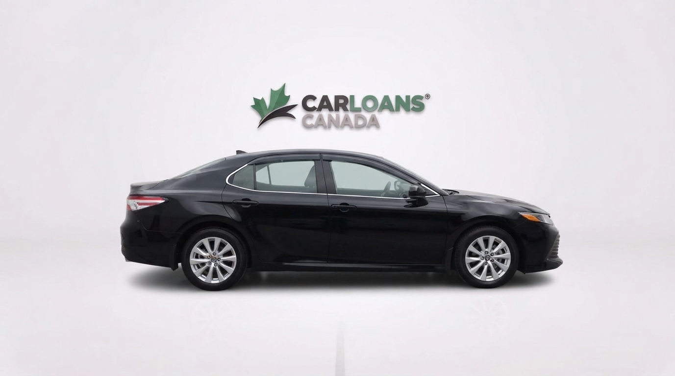 2020 Toyota Camry — photo 7 of 34