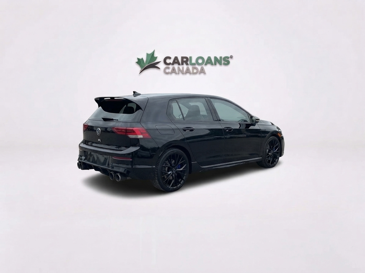 2024 Volkswagen Golf — photo 7 of 34