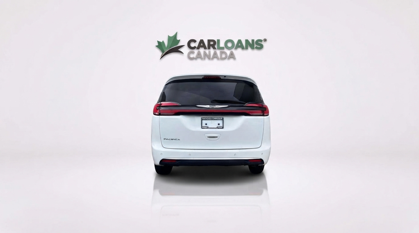 2023 Chrysler Pacifica — photo 5 of 25