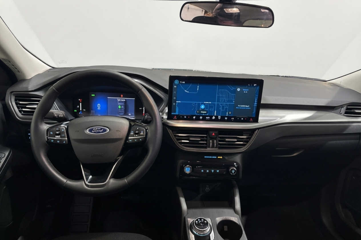 2025 Ford Escape Plug-in Hybrid — photo 24 of 35