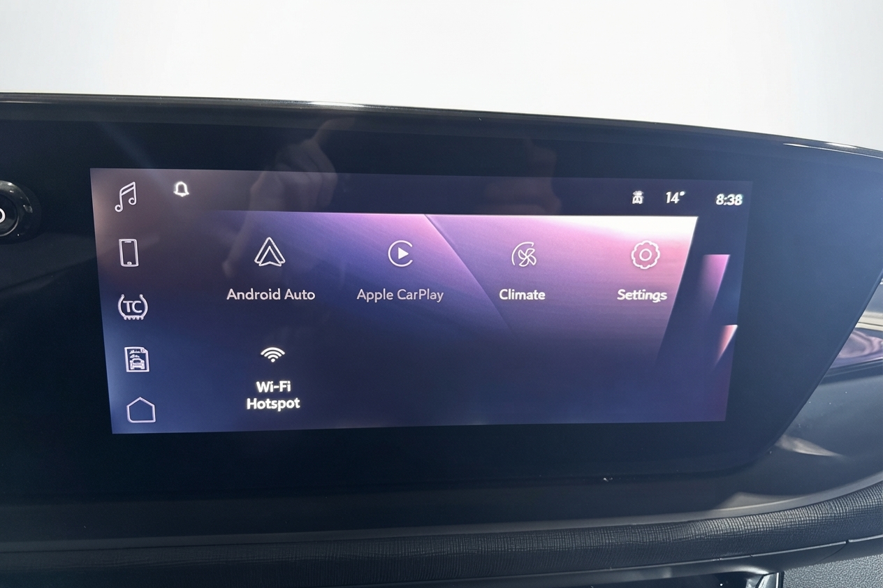 2025 Buick Envista — photo 25 of 33