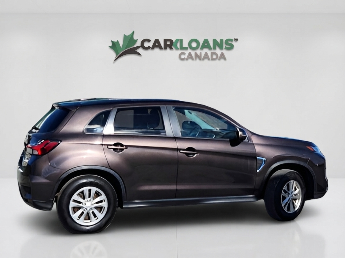 2023 Mitsubishi RVR — photo 4 of 12
