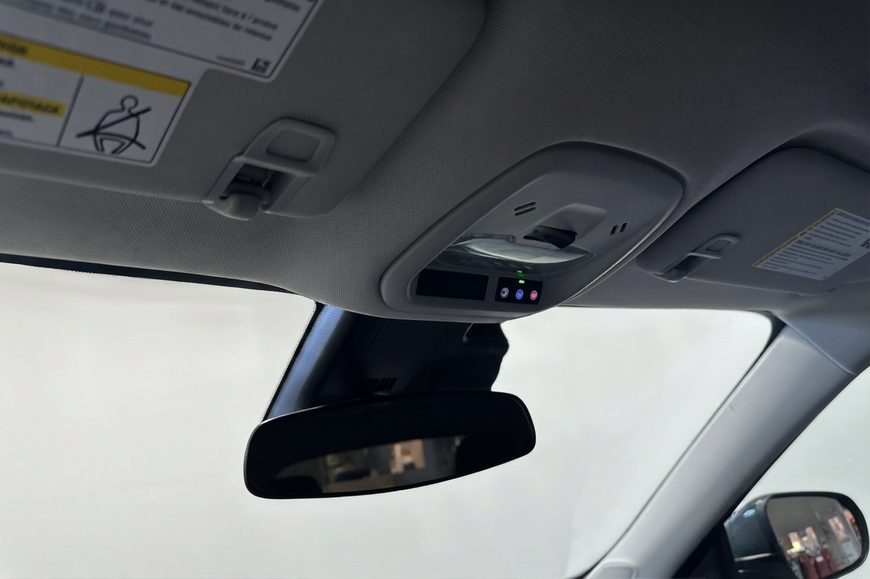 2025 Chevrolet Trax — photo 16 of 33