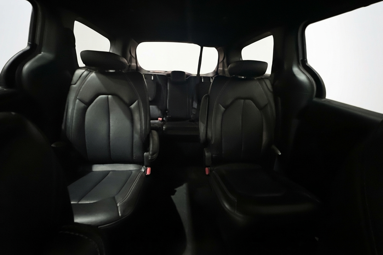 2025 Chrysler Pacifica — photo 19 de 27