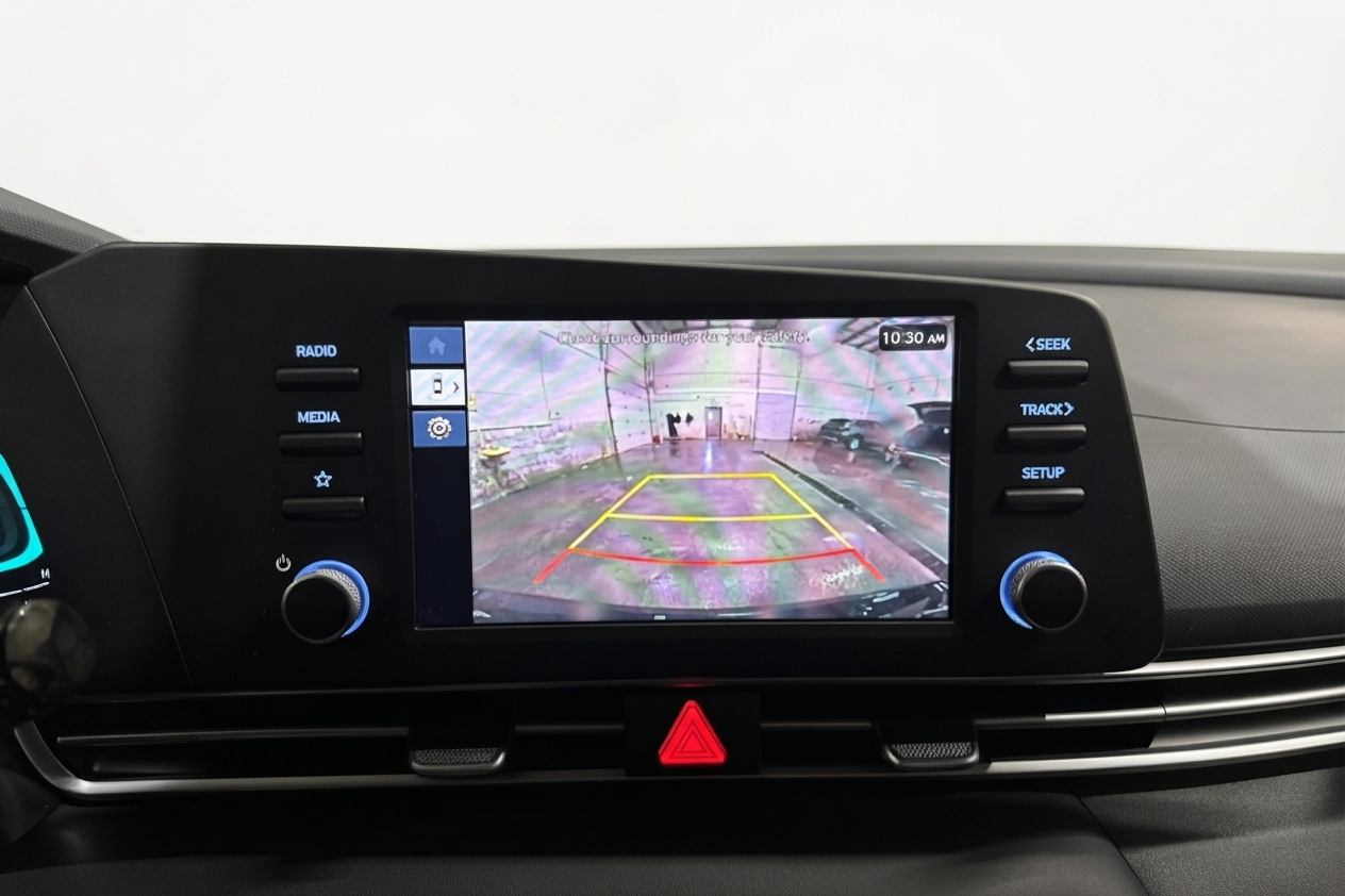 2026 Hyundai Elantra — photo 25 de 32