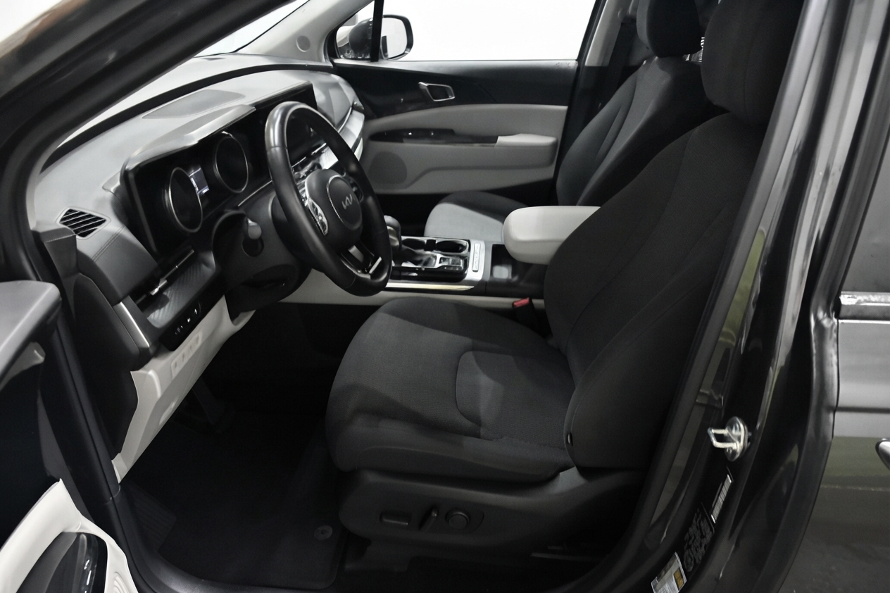 2024 Kia Carnival — photo 11 de 35