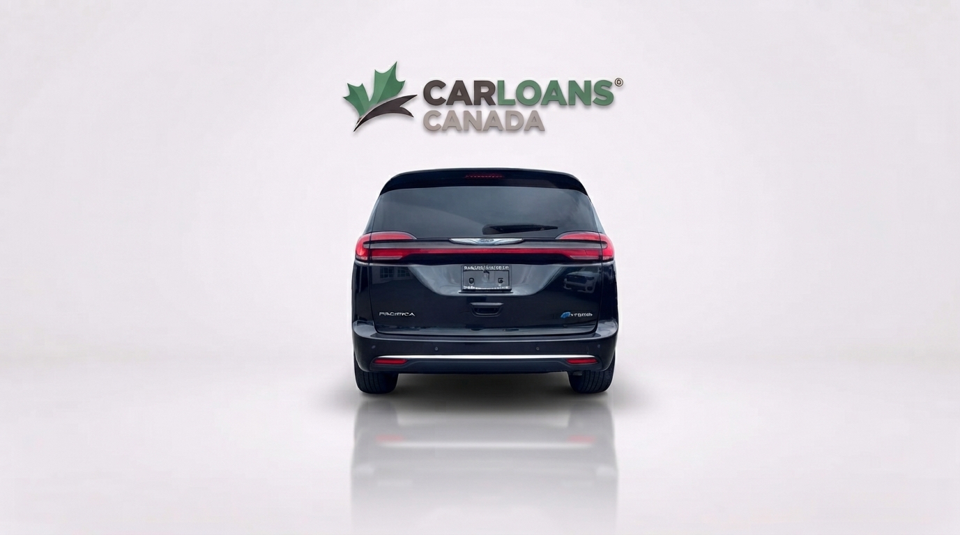 2024 Chrysler Pacifica Hybrid — photo 4 of 25