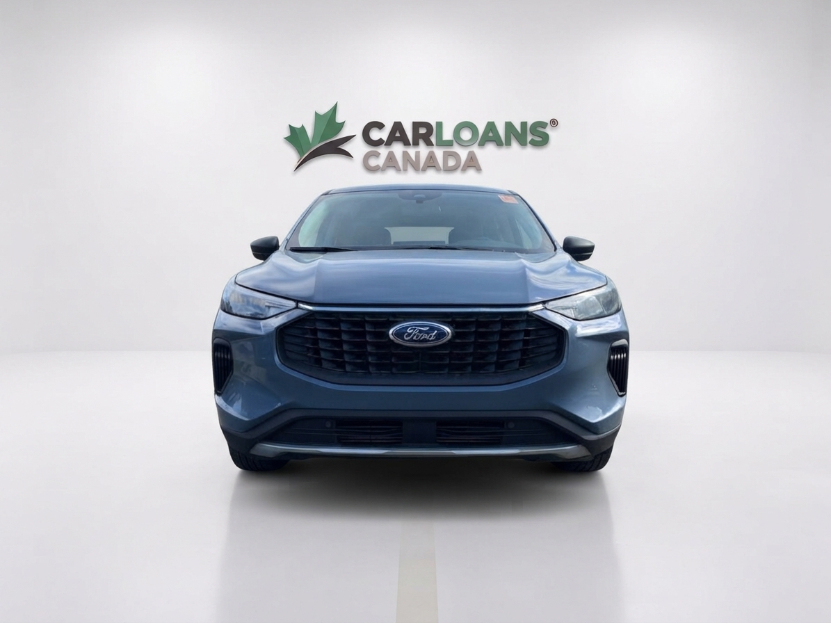 2023 Ford Escape — photo 2 of 5