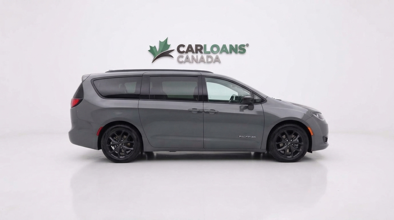 2025 Chrysler Pacifica — photo 4 of 34