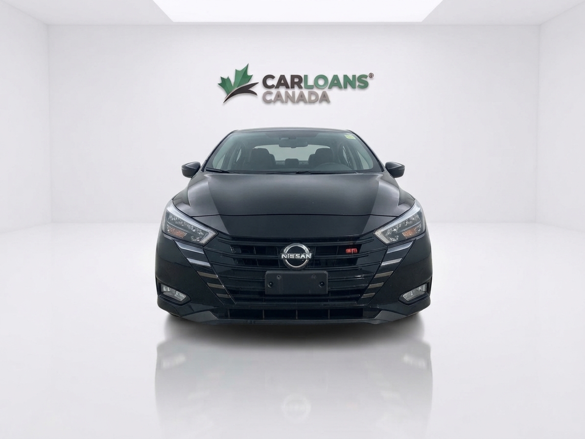 2023 Nissan Versa — photo 9 of 34