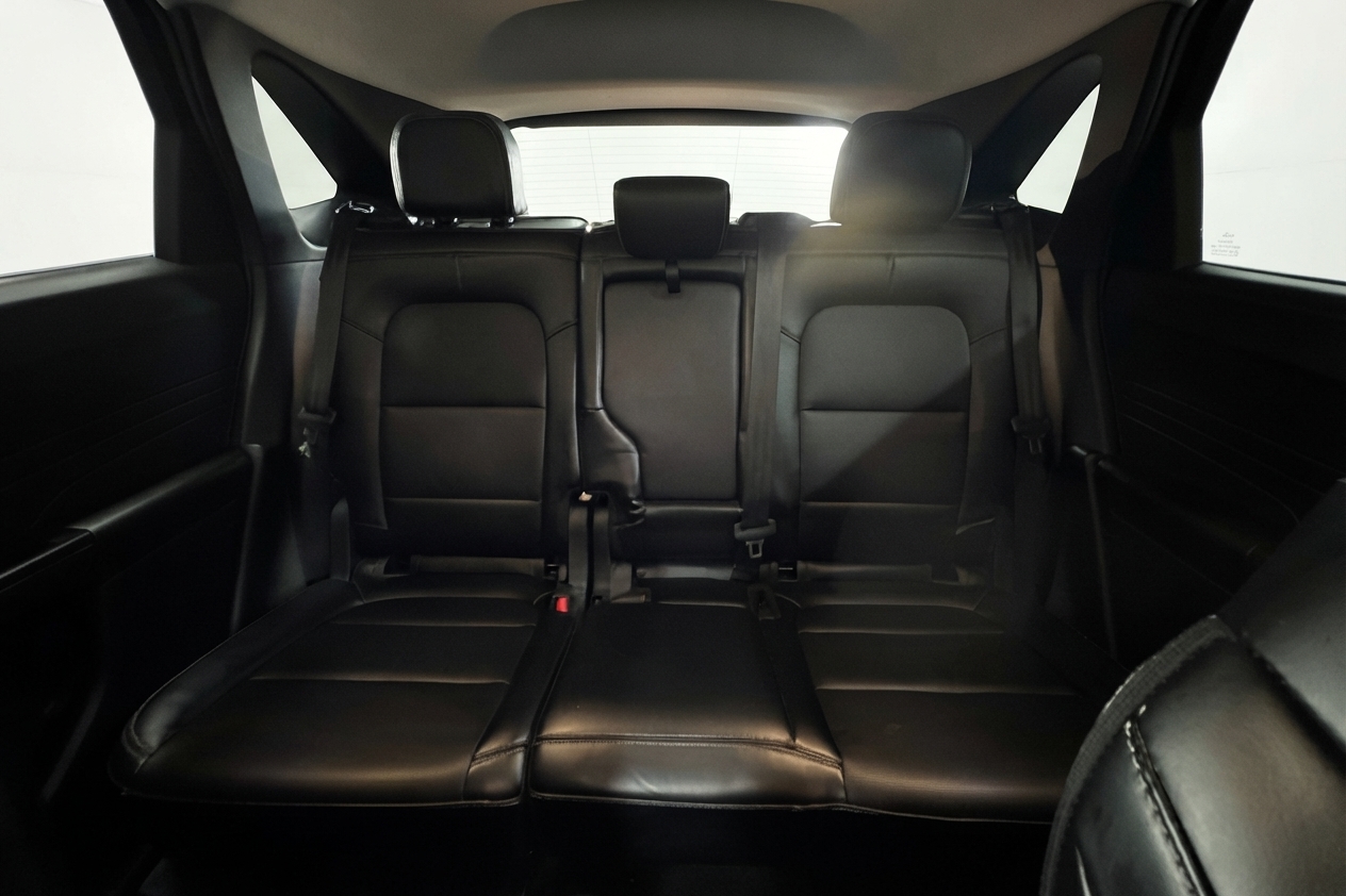 2025 Ford Escape — photo 23 of 35